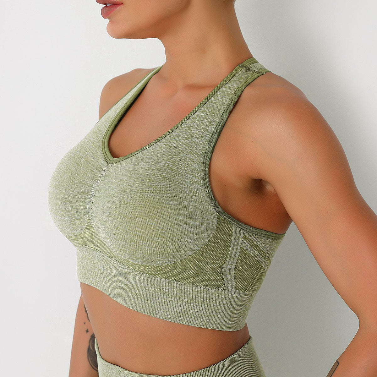 New Push Up Sports Tops Fitness Women Sport Female Sport Gym Crop Vest Padded Seamless Brassiere Sports Top Workout Bra