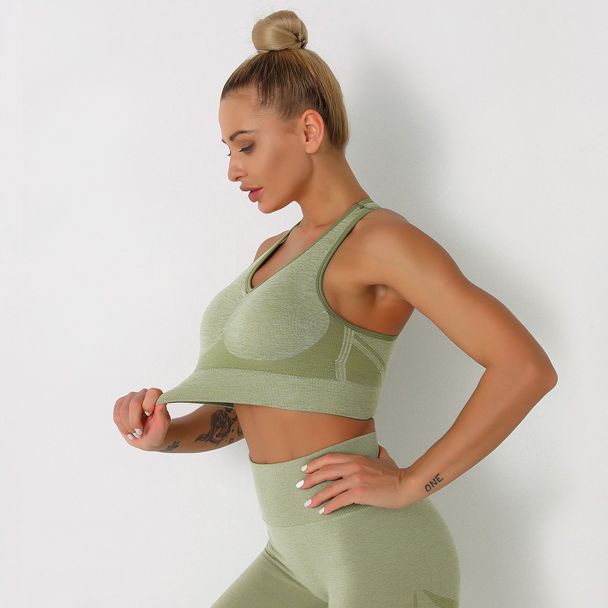 New Push Up Sports Tops Fitness Women Sport Female Sport Gym Crop Vest Padded Seamless Brassiere Sports Top Workout Bra