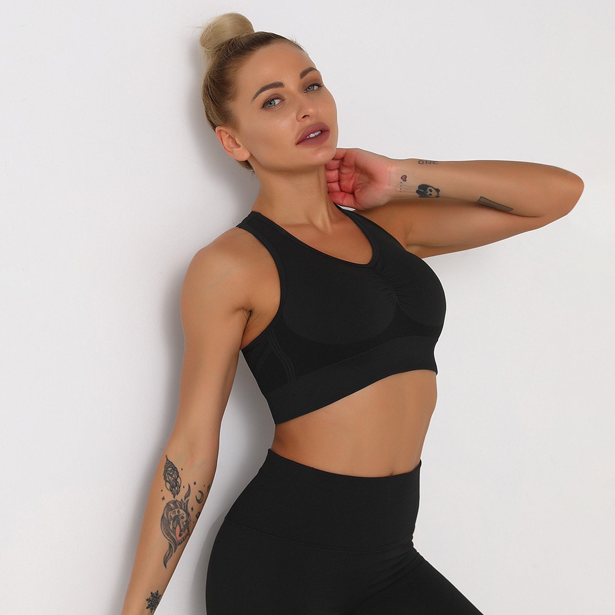 New Push Up Sports Tops Fitness Women Sport Female Sport Gym Crop Vest Padded Seamless Brassiere Sports Top Workout Bra