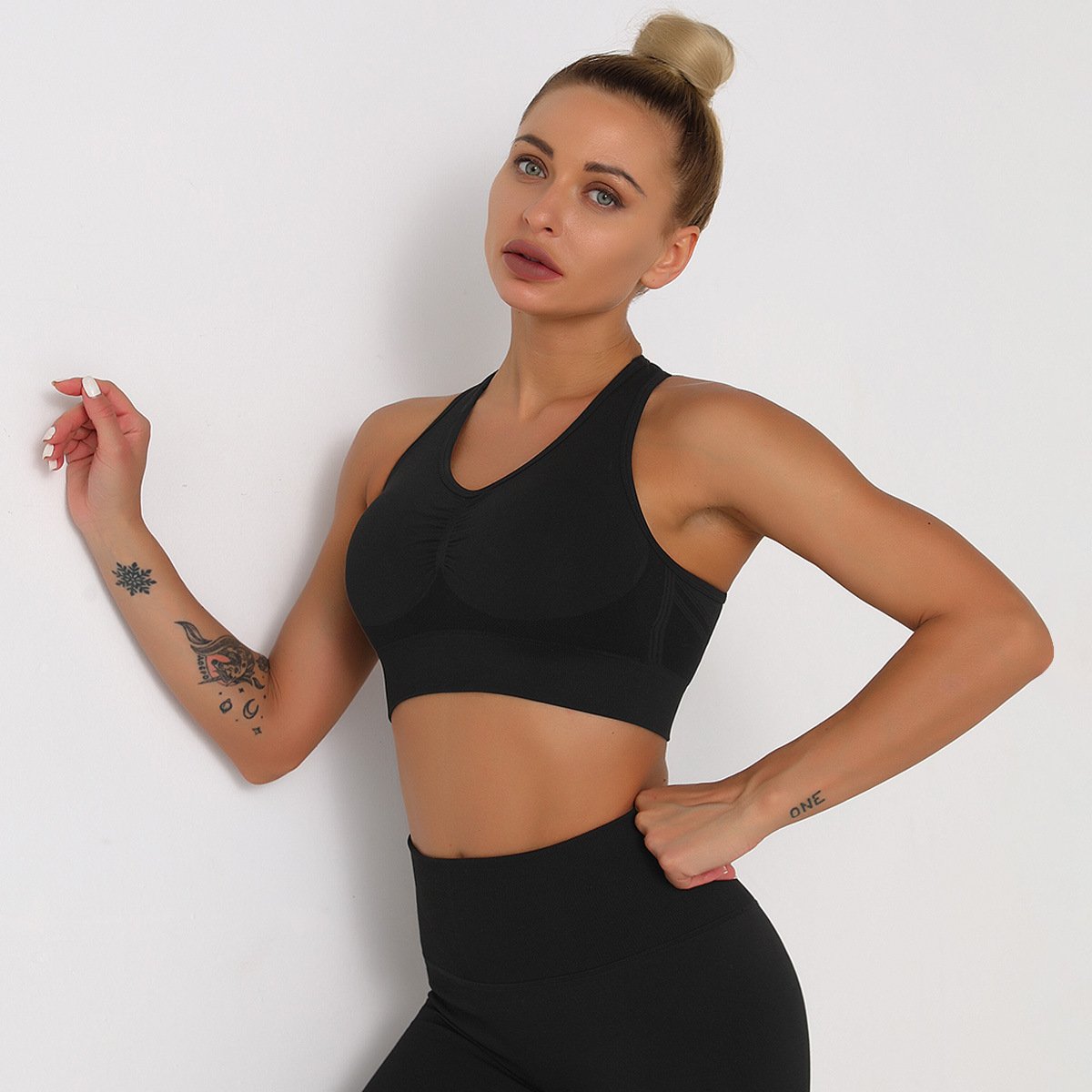 New Push Up Sports Tops Fitness Women Sport Female Sport Gym Crop Vest Padded Seamless Brassiere Sports Top Workout Bra