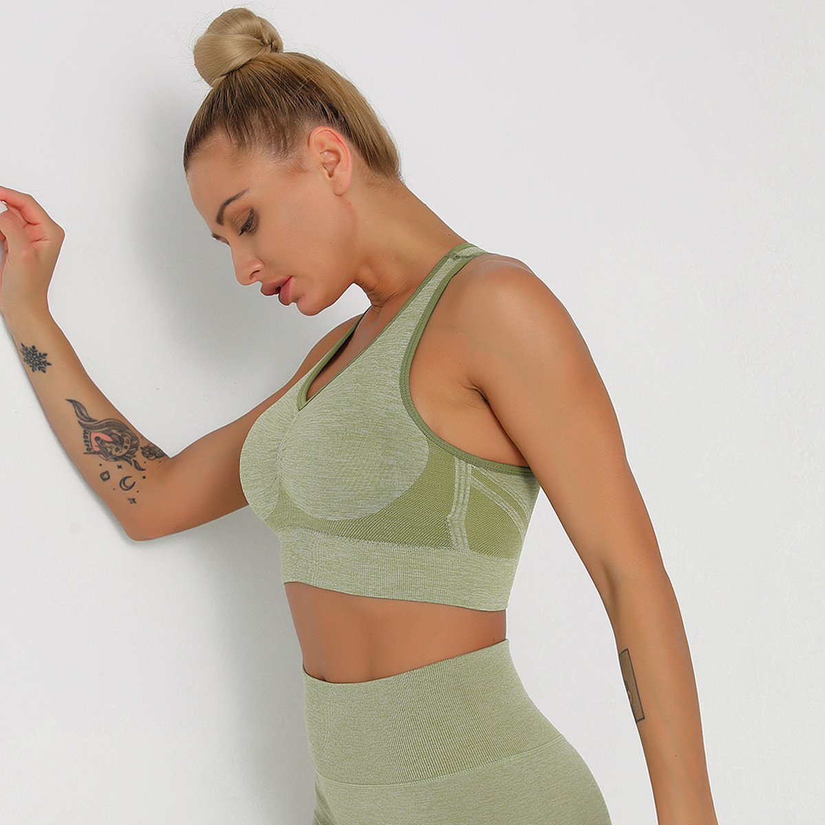 New Push Up Sports Tops Fitness Women Sport Female Sport Gym Crop Vest Padded Seamless Brassiere Sports Top Workout Bra