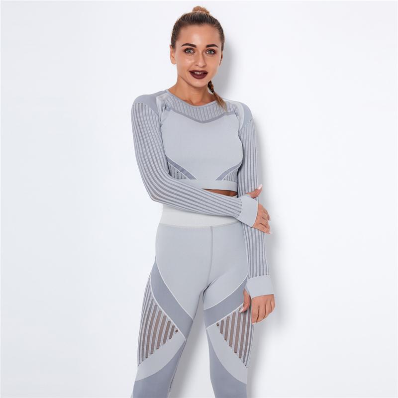 Women Gym Seamless Long Sleeve Crop Top Fitness Shirts with Thumb Hole Running Fitness Workout Shirts Female Casual Sweatshirt