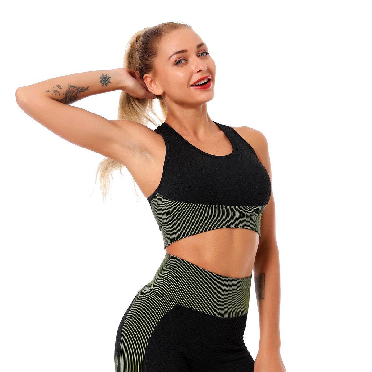 Women Seamless Sports Underwear Vest Cross Back  Straps Woman Outdoor Running Cycling Sports Bra Gym Fitness Vest Top